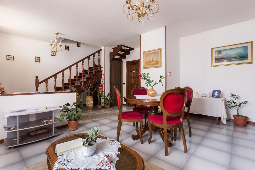 B&B Il Mirto Oristano Exteriör bild